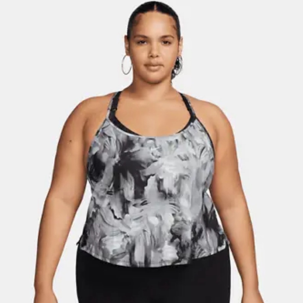 Nike Dri-Fit One Cropped Printed Black Tank Top FB3136-010 Women’s Plus Size 1X